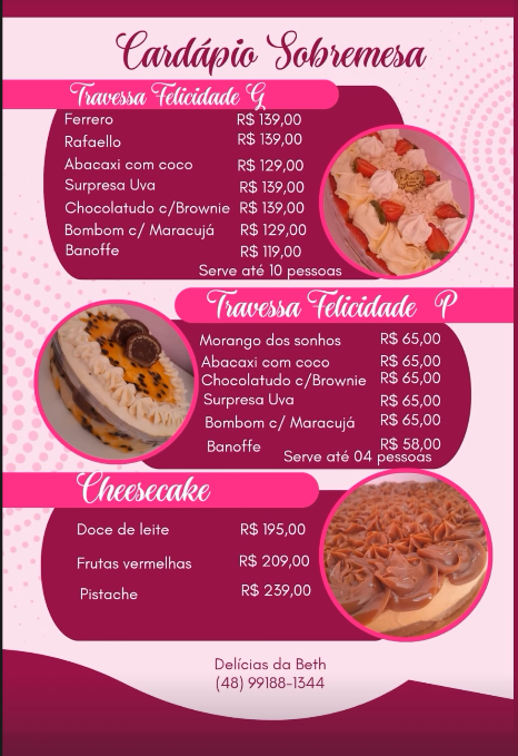 Travessa doce com creme e biscoitos